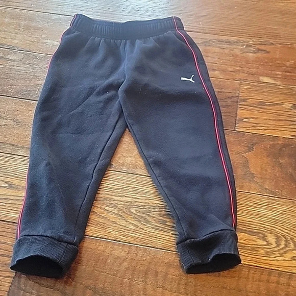 Girls 2 piece Puma set - Picture 4 of 6